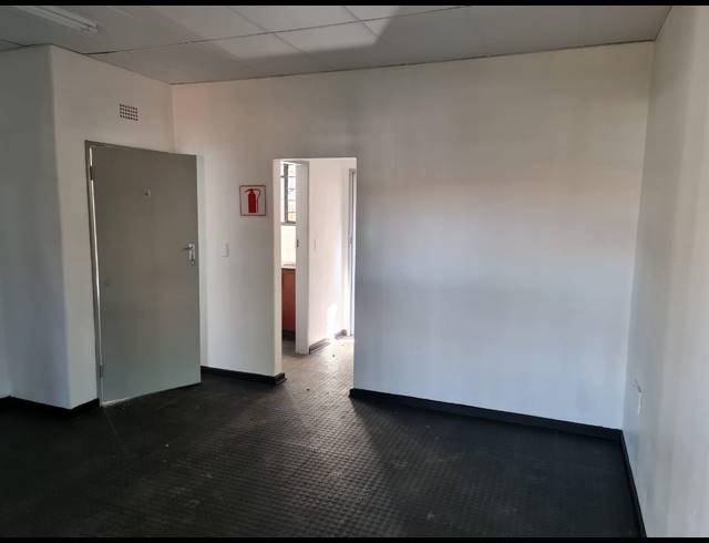 455M² WAREHOUSE TO LET IN WADEVILLE
